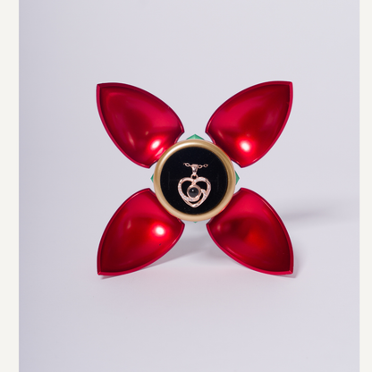 COLLAR CON EMPAQUE DE FLOR ROSA